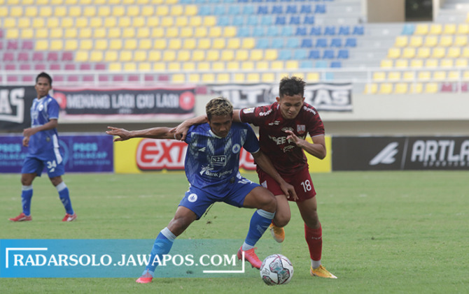 ROTASI PEMAIN: Laga melawan PSCS CILACAP menjadi momen yang pas bagi Persis Solo untuk menurunkan pemain mudanya. (M. IHSAN/RADAR SOLO)