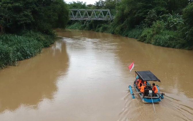Wisata susur Sungai Bengawan Solo jadi salah satu andalan Desa Lengking, Kecamatan Bulu, Sukoharjo. (IWAN KAWUL/RADAR SOLO)