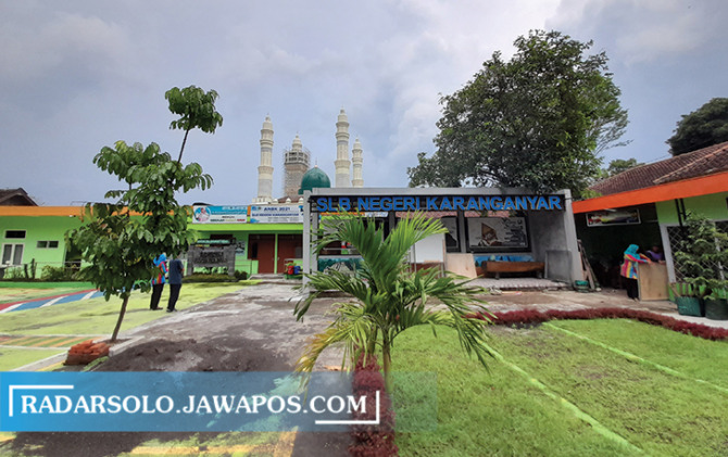 SEGERA PINDAH: Sekolah Luar Biasa (SLB) Negeri Karanganyar akan dijadikan lahan parkir Masjid Agung Karanganyar. (RUDI HARTONO/RADAR SOLO)