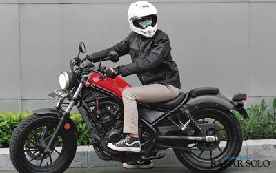 Kebersihan riding gear penting untuk keselamatan sekaligus cegah penyebaran korona. (ISTIMEWA)