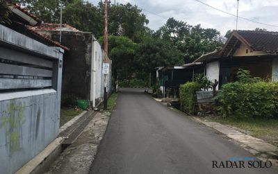 SUDAH DIBUKA: Jalan Soka, Kampung Badran RT 03 RW 10, Purwosari, Laweyan yang sempat diportal warga.