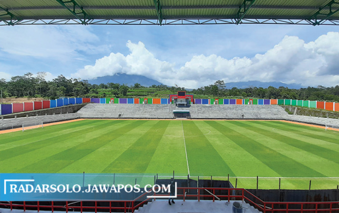 MEGAH: Stadion Kebo Giro di Desa Paras, Kecamatan Cepogo bisa untuk masyarakat umum. (RAGIL LISTIYO/RADAR SOLO)