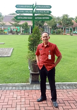 Agung Wardoyo, Mengabdikan diri di Bidang Pendidikan selama 33 tahun. (ISTIMEWA)