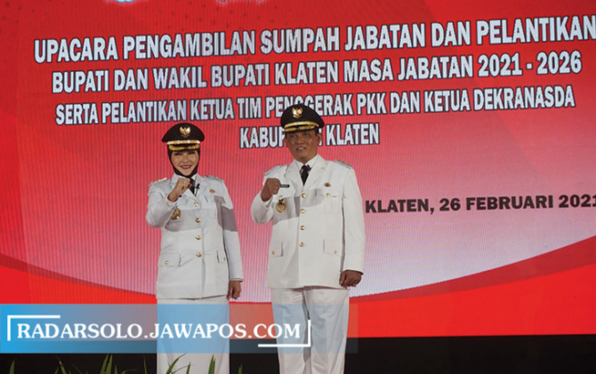 DIKENANG: Upacara pengambilan sumpah jabatan dan pelantikan Bupati Klaten dan Wakil Bupati Klaten di Pendapa Pemkab Klaten pada Februari 2021 lalu. (ANGGA PURENDA/RADAR SOLO)