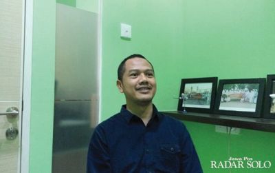 Ketua Persaudaraan Pengusaha Umrah dan Haji Solo Her Suprabu.