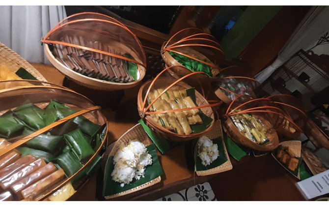 Aneka jajajan tradisional yang dihadirkan Hotel Horison Aziza Solo.