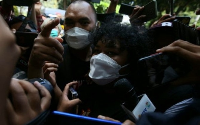 Marshel Widianto penuhi agenda pemeriksaan penyidik Direktorat Reserse Kriminal Khusus Polda Metro Jaya. (JawaPos.com)