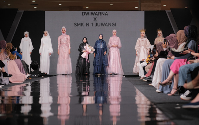 ANGGUN: Kolaborasi SMKN 1 Juwangi dan Dwiwarna di Muffest Jogja 2022 belum lama ini. (ISTIMEWA)
