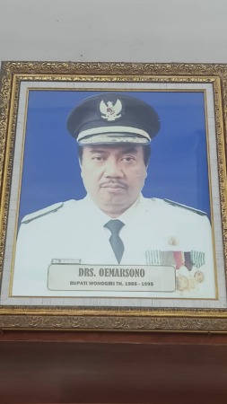 Foto Repro Mantan Bupati Wonogiri Oemarsono