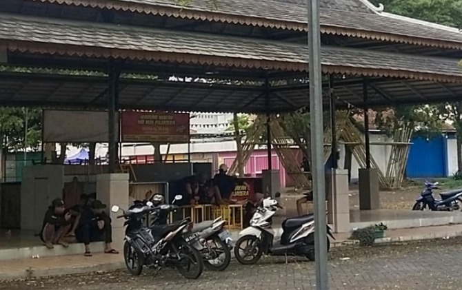 Pujasera Cangakan yang kini jadi tempat nongkrong anak muda.