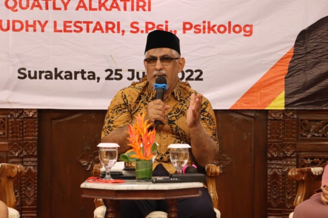 Wakil Ketua DPRD Provinsi Jawa Tengah Quatly Alkatiri saat menjadi pembicara di acara FGD tentang fenomena bullying. (ISTIMEWA)