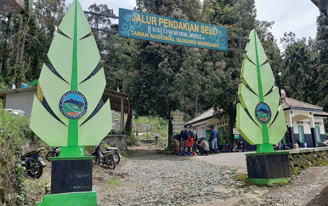DIMINATI: Pendakian Gunung Merbabu via Selo, Boyolali. (RAGIL LISTIYO/RADAR SOLO)