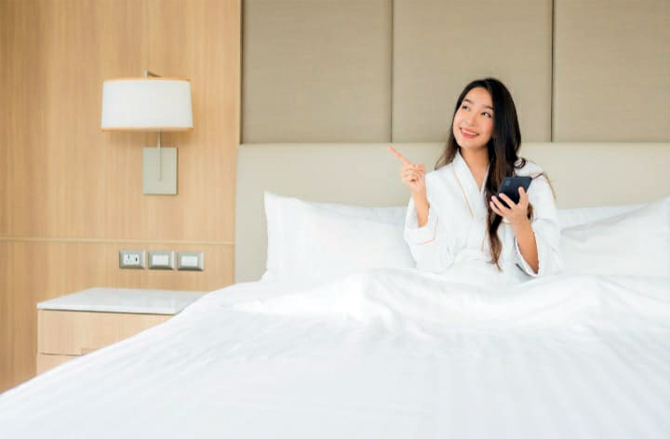 PENAWARAN MENARIK: Promo menginap 24 jam di Harper MT Haryono dapat direservasi dan digunakan hingga 29 Desember 2022. (Harper MT Haryono untuk Jawa Pos)