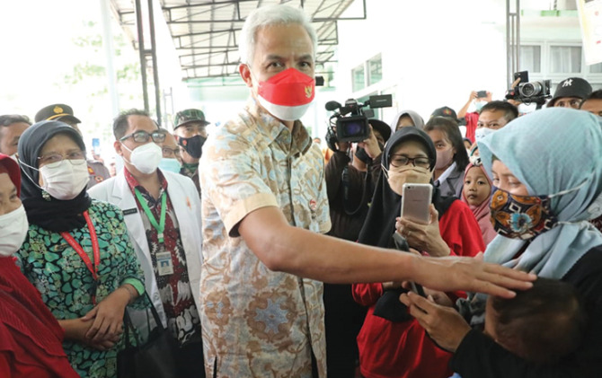 Gubernur Jateng Ganjar saat kunjungan kerja di Kabupaten Pemalang, Kamis (28/7).