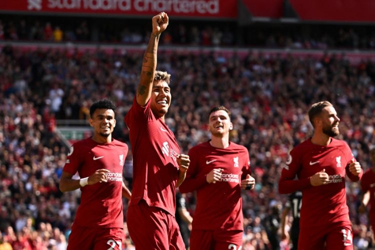 Striker asal Brasil Roberto Firmino mencetak dua gol ke gawang Bournemouth di Anfield. Liverpool menang 9-0 dalam laga itu. (Oli Scarff/AFP)