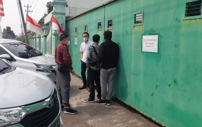 Tim kurator PT Lani Santosa Setiabudi bersama direksi Bank Muamalat dan BPR Binsani gagal melakukan verifikasi asset perusahaan. (RUDI H/RADAR SOLO)