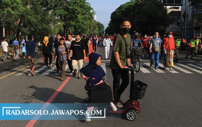 Ilustrasi suasana CFD di Jalan Slamet Riyadi, Solo.