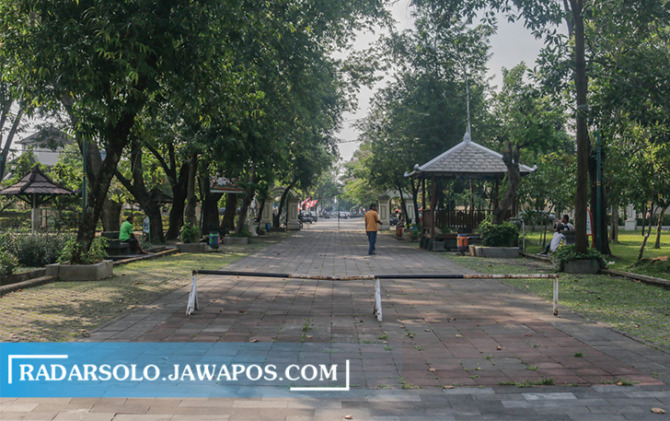 SEPI: Suasana di Taman Monumen Banjarsari (Monjari), Rabu (24/8). (M. IHSAN/RADAR SOLO)