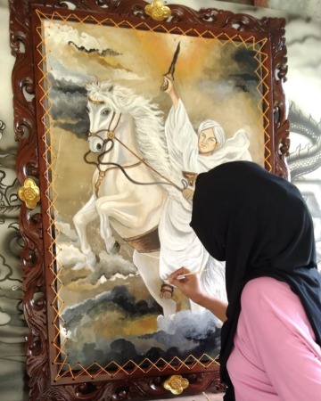 KREATIF: Lukisan dari Desa Kepuhsari, Kecamatan Manyaran yang dibuat di atas media kulit kerbau. (RETNO LAWIYANI FOR RASO)