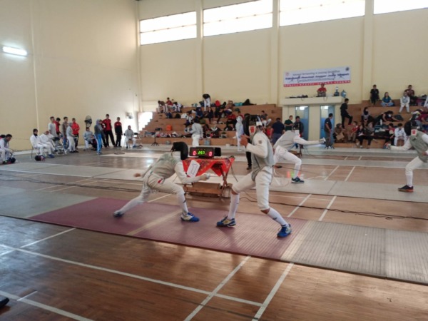 LEGA: Tim anggar Kota Solo bertanding di ajang pra Porprov Jateng di GOR Sepak Takraw Kota Salatiga, 2 Oktober kemarin. (IKASI SOLO FOR RADAR SOLO)