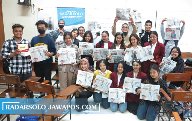SEMANGAT MENULIS: Workshop penulisan artikel ilmiah populer di  Gedung J9 Kampus I ISI Surakarta, Jumat (28/10). (MUTA/RADAR SOLO)