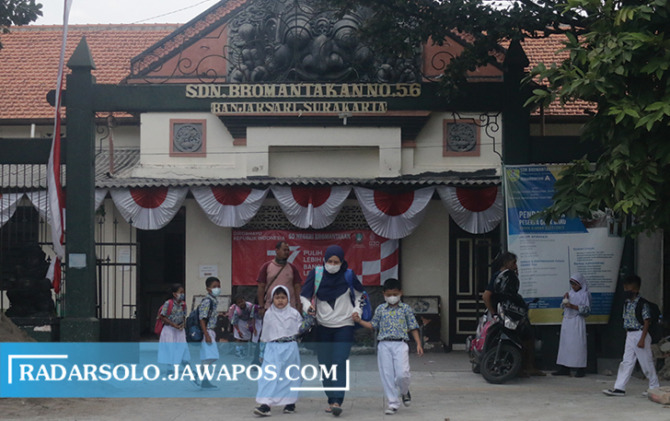 BEROPERASI 2023: Bekas gedung SMPN 5 Surakarta akan digunakan untuk sekolah olahraga (SKO). (M IHSAN/RADAR SOLO)