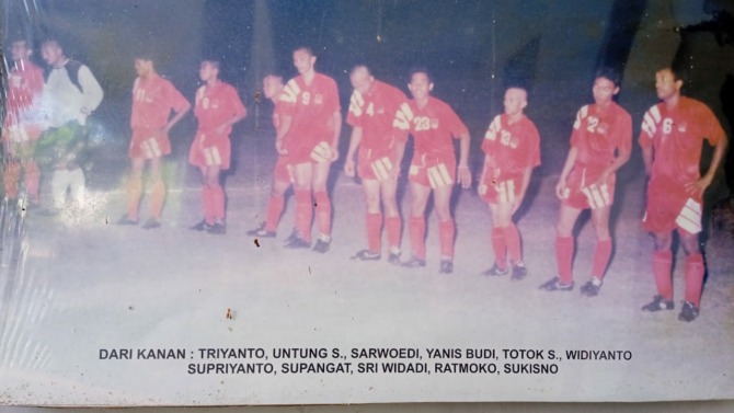 Solo melawan Persikab Kabupaten Bandung di final Divisi II Nasional Liga Indonesia, 1994 silam.  (YANIS BUDI UCOK FOR RADAR SOLO)