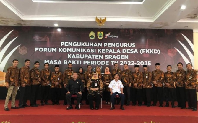 DIKRITIK: Forum Komunikasi Kepala Desa (FKKD) Sragen akan menggelar studi banding ke Bali. (AHMAD KHAIRUDIN/RADAR SOLO)