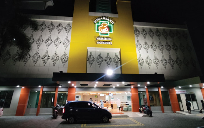 Suasana RS Hermina Wonogiri, Senin (21/11) malam. (IWAN ADI/RADAR SOLO)
