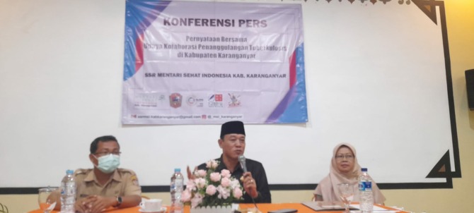 Ketua DPRD Karanganyar Bagus Selo hadiri konferensi pers pernyataan bersama upaya kolaborasi penanggulangan TBC yang digelar Yayasan Mentari Sehat Indonesia, Senin (31/10/2022).