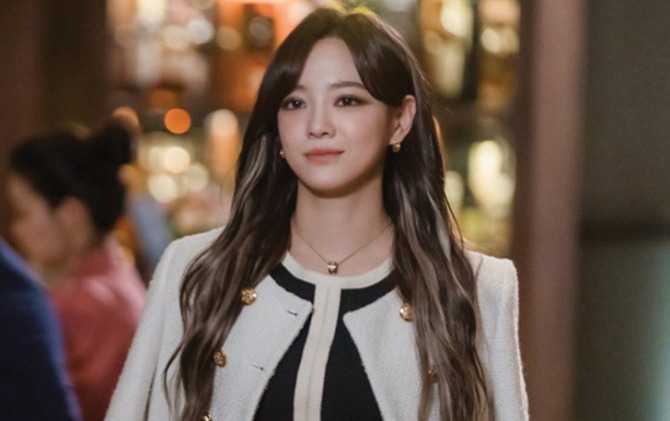 Aktris Korea Selatan, Kim Sejeong saat berperan dalam Drama Bussines Proposal. (Istimewa)