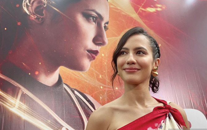 Pevita Pearce di penayangan Sri Asih, Jakarta, Selasa (15/11) (ANTARA/Nanien Yuniar)