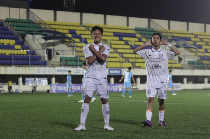 GOL: Penampilan Unsa FC ketika melawan Persika Karanganyar di Stadion Citarum, Selasa (13/12). (UNSA FC FOR RASO)