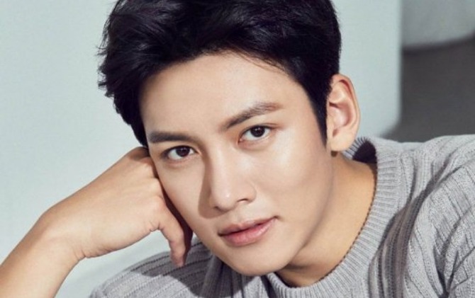 Ji Chang Wook.