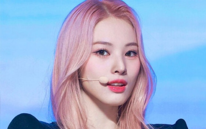 Jinni resmi keluar dari NMIXX dan JYP Entertainment. (JYP Entertainment/Jawa Pos)