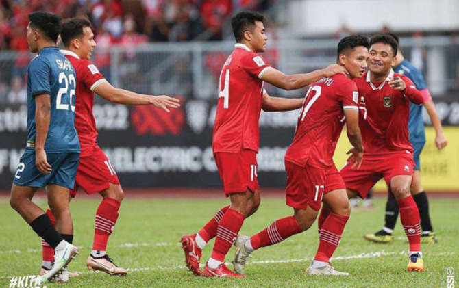 Selebrasi Syahrian Abimanyu (nomor punggung 17) usai mencetak gol ke gawang Brunei Darussalam di Kuala Lumpur Football Stadium, Senin (26/12) malam. (INSTAGRAM PSSI)