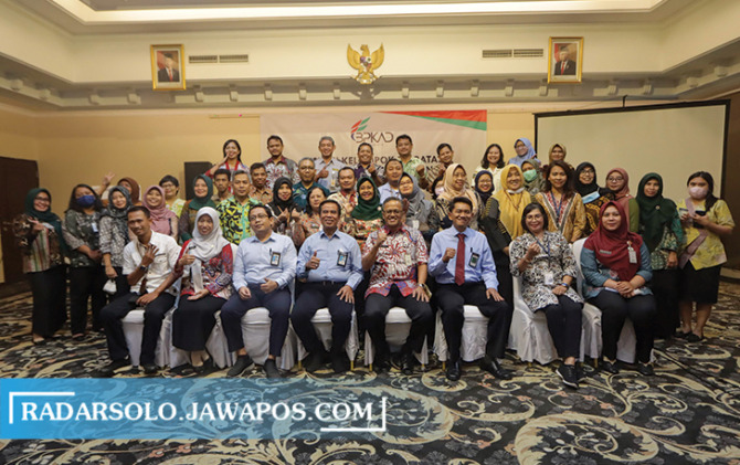 Peserta forum diskusi kelompok terbatas yang digelar BPKAD Kota Surakarta, Diikuti Stakeholder Dan OPD Di Adhiwangsa Hotel, Rabu (11/1/2023). Kegiatan ini dalam rangka pembentukan UPT Pemanfaatan Aset. (M. IHSAN/RADAR SOLO)