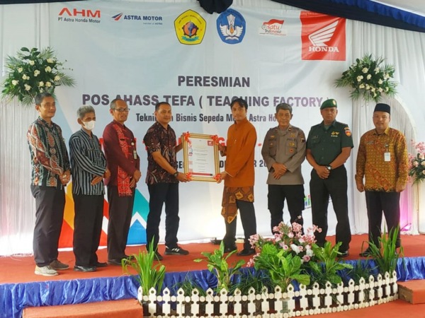 BERKUALITAS: Peresmian Pos AHASS Tefa di SMKN 1 Wonosegoro Boyolali (29/12/2022). (ISTIMEWA)