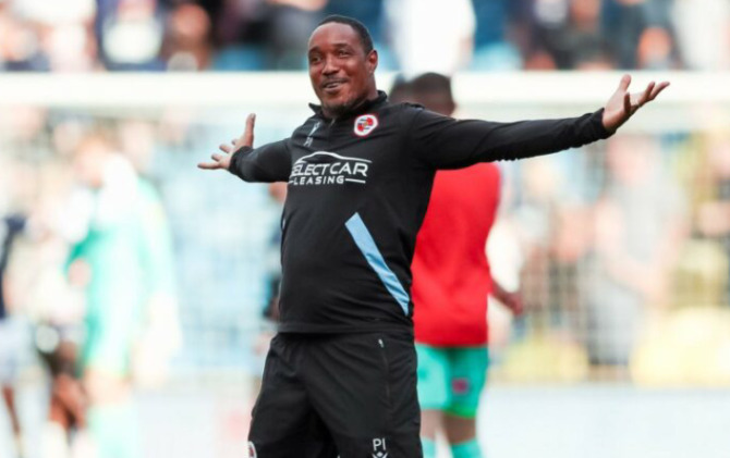 Paul Ince sebagai pelatih Reading FC akan beradu taktik dengan pelatih Manchester United Erik ten Hag dalam putaran keempat Piala FA di Old Trafford dini hari nanti (29/1) WIB. (JPG/READING FC)