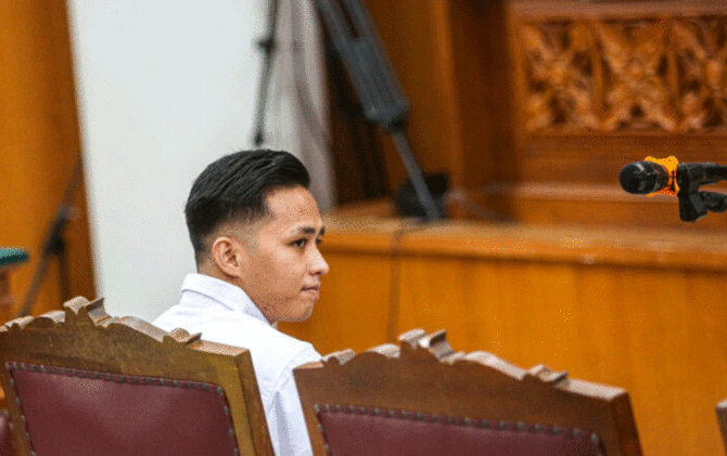 Terdakwa pembunuhan terhadap Brigadir J, Richard Eliezer atau Bharada E di Pengadilan Negri Jakarta Selatan. (DOK. MIFTAHUL HAYAT/JAWA POS)