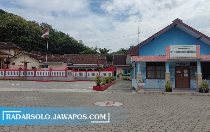 AKAN DIRATAKAN: Suasana di kawasan kantor Dinkes Wonogiri, Kamis (5/1). (IWAN ADI LUHUNG/RADAR SOLO)