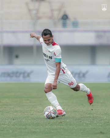 PEMAIN KUNCI: Abduh Lestaluhu ketika tampil meladeni Persita Tangerang di Indomilk Arena, (28/1/2023). (PERSIS SOLO OFFICIAL)
