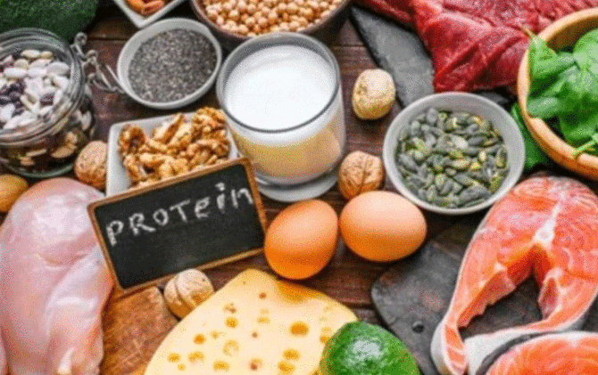 Ilustrasi makanan berprotein (JPG/Shutterstock/Artem Evdokimov)