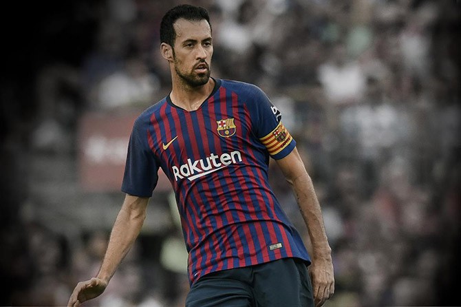 Sergio Busquets menuai rekor apik di El Clasico. (AFP)