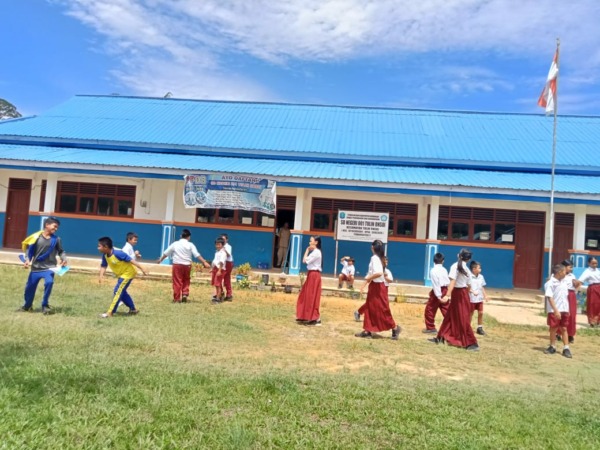 Program BRI Peduli Sekolahku kali ini menyasar SDN 001 Tulin Onsoi, Nunukan, Kalimantan Utara dengan bantuan yang diberikan berupa renovasi sekolah. (DOK.BRI)