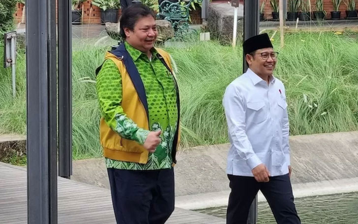 Ketua Umum Partai Golkar Airlangga Hartarto bersama Ketua Umum Partai Kebangkitan Bangsa (PKB) Muhaimin Iskandar menggelar pertemuan di Plataran Senayan, Jakarta, Rabu (3/5). (JawaPos.com)