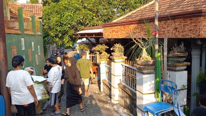 Rumah duka almarhum Benjo di Kedung Tungkul, Mojosongo, Jebres. (SILVESTER KURNIAWAN/RADAR SOLO) 
