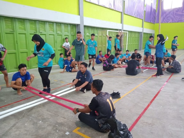JAGA KEKOMPAKAN: Peserta Festival Goara-Goara di GOR UTP Surakarta, Plesungan, Karanganyar. (ISTIMEWA)