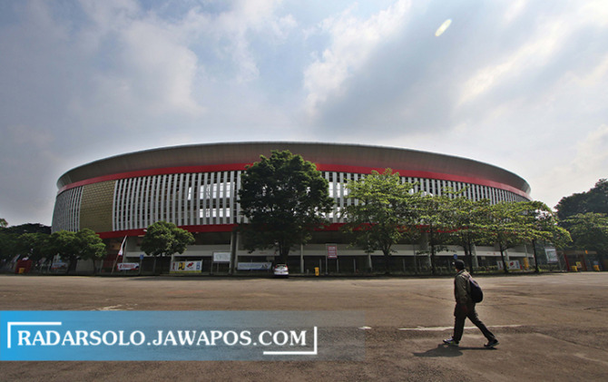 NO KAMPANYE: Wali Kota Surakarta Gibran Rakabuming Raka melarang Stadion Manahan digunakan untuk kegiatan politik. (DOK. RADAR SOLO)