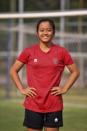 POTENSIAL: Penila Medad Gedalya Arindong saat gabung dengan Timnas Wanita Indonesia di Vietnam awal tahun ini. (ISTIMEWA)